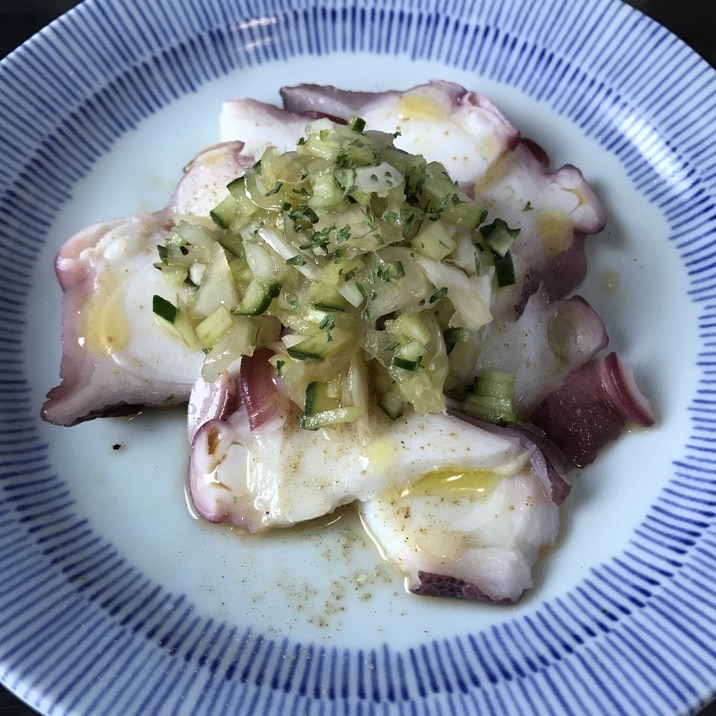 ポン酢とオリーブオイルで タコのカルパッチョ レシピ 作り方 By Frey 9 楽天レシピ ポン酢とオリーブオイルで タコのカルパッチョ レシピ 作り方 By Frey 9 楽天レシピ